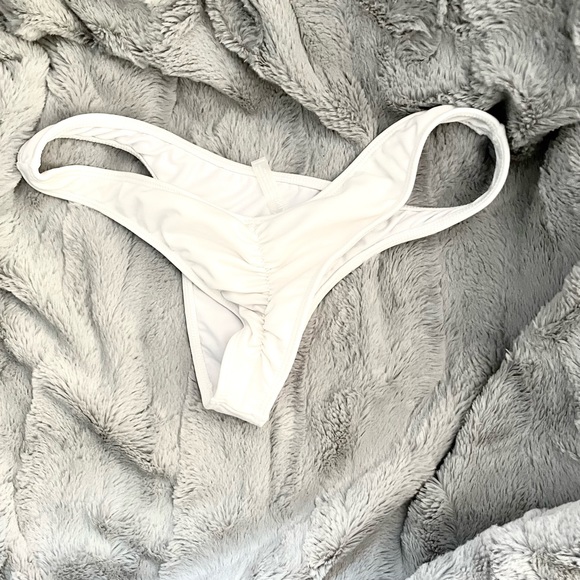 Kaikini Bottom - Picture 2 of 3